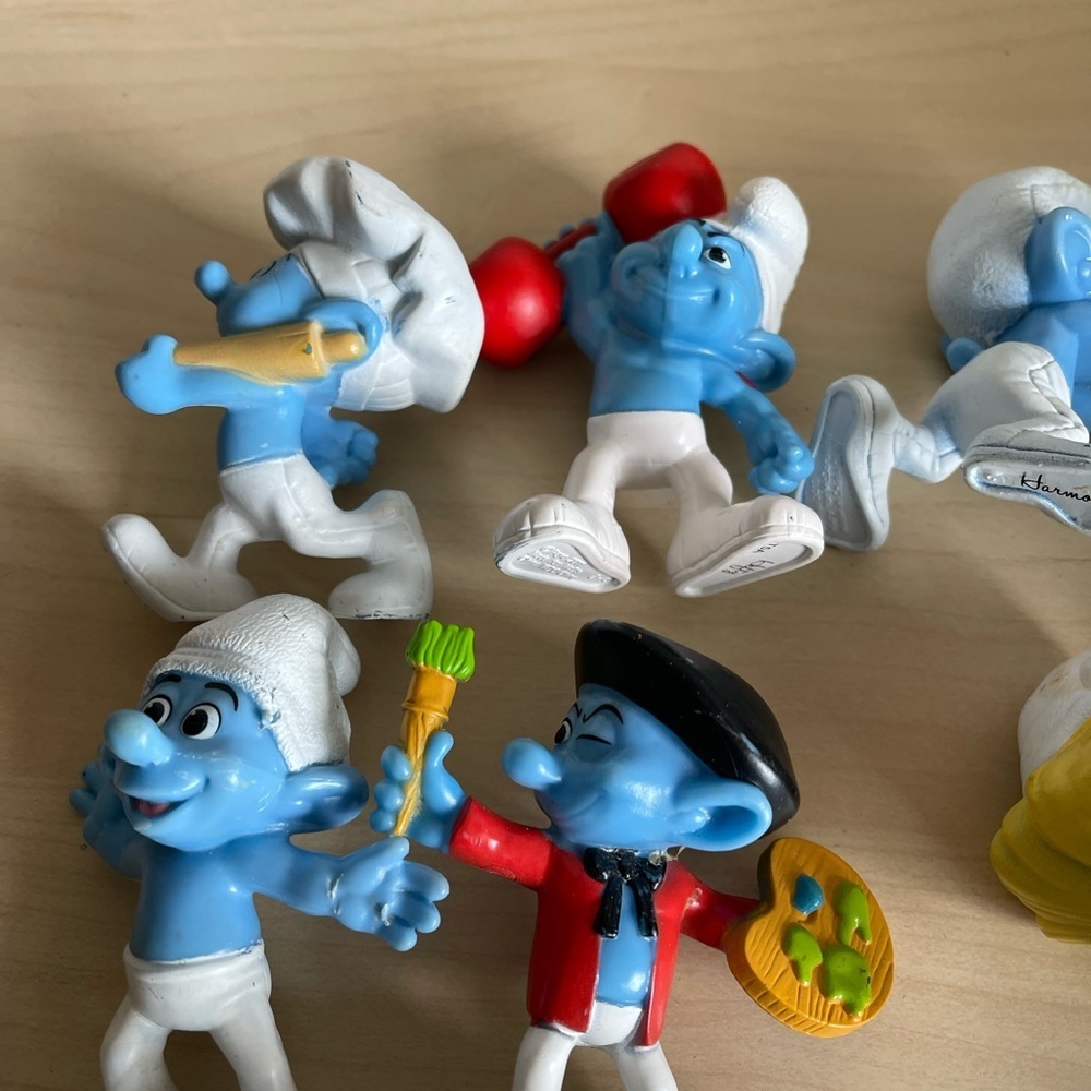 Smurf’s - Picture 2 of 11